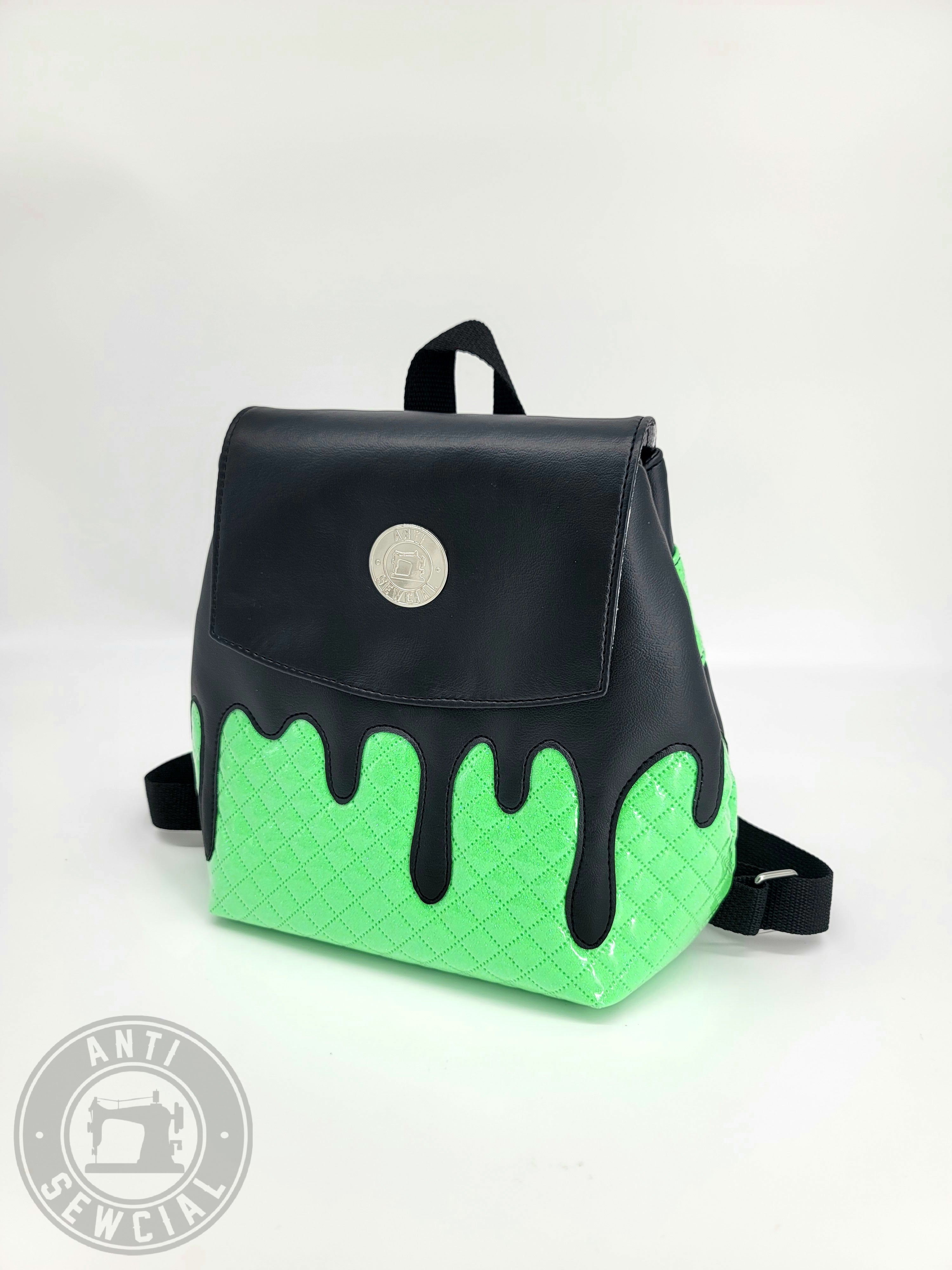 DRIP Expandable Backpack – AntiSewcial
