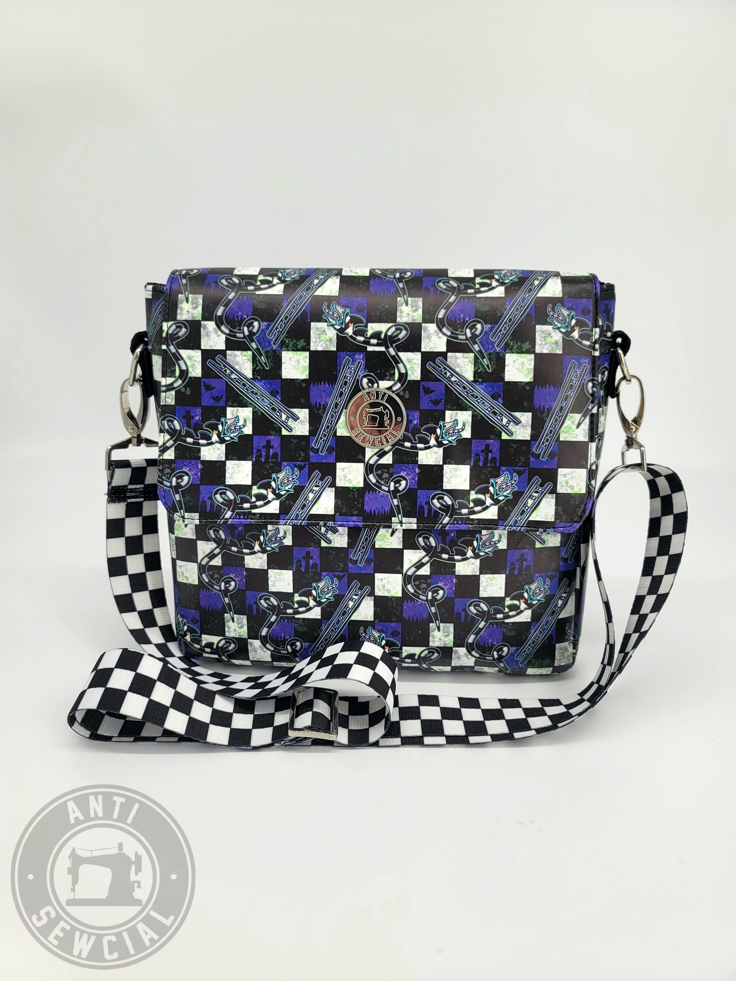 Snakes and Ladders Midi Messenger