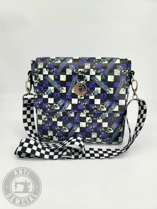 Snakes and Ladders Midi Messenger